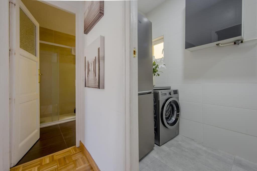 Encantador Piso En La Latina Madrid Centro/Rastro מראה חיצוני תמונה