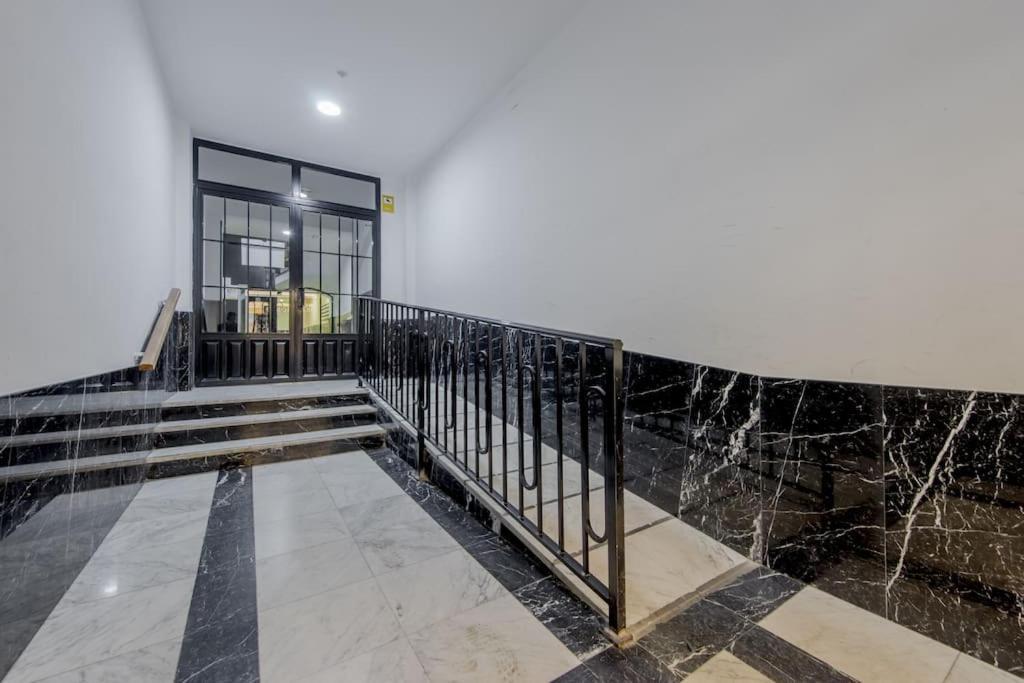 Encantador Piso En La Latina Madrid Centro/Rastro מראה חיצוני תמונה