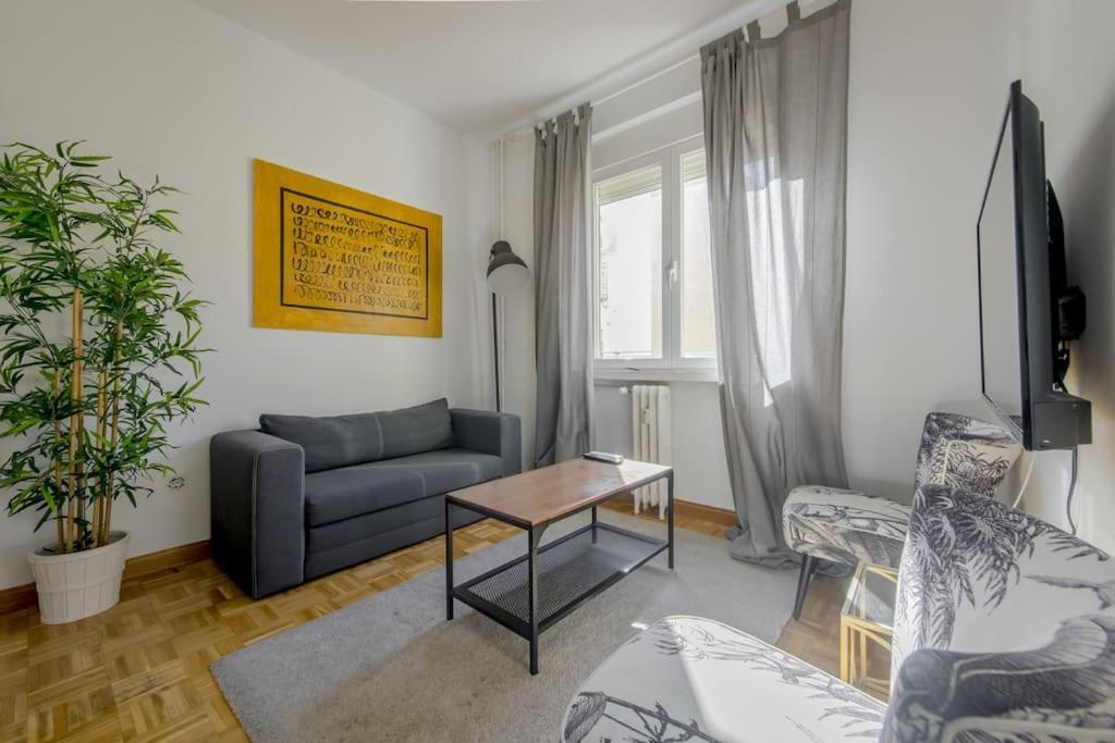 Encantador Piso En La Latina Madrid Centro/Rastro מראה חיצוני תמונה